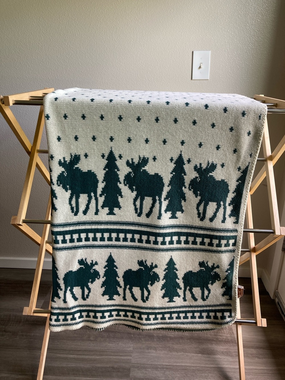 Vintage Native America by Alps Moose Tree Design Cotton blanket reversible Throw